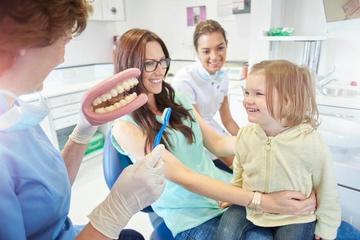 Odontopediatría I-813-B